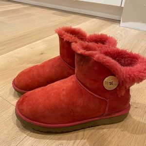 Red Ugg’s